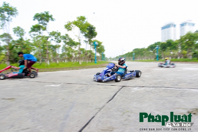 Đột nhập nơi đào tạo các tay đua F1 nhí tại Hà Nội dot nhap noi dao tao cac tay dua f1 nhi tai ha noi