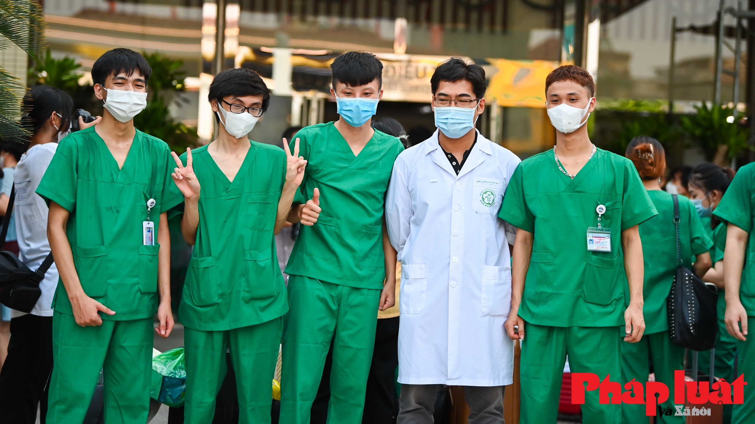 Thầy trò trường Cao đẳng Y tế Bạch Mai "nam tiến" hỗ trợ chống dịch