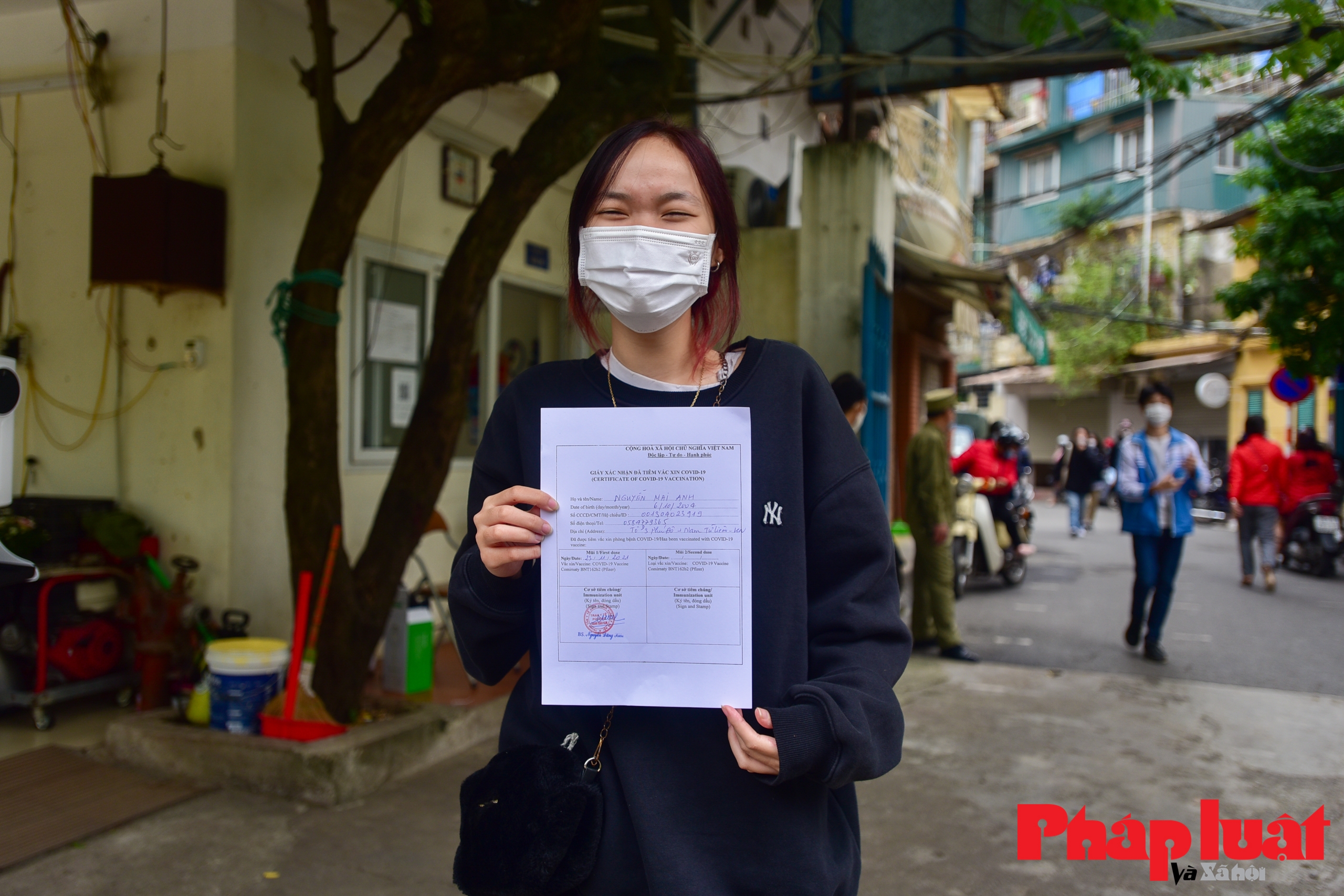 Hà Nội bắt đầu tiêm vắc xin COVID-19 cho học sinh Trung học phổ thông