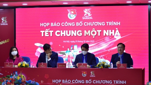 "Tết chung một nhà" đưa lực lượng tuyến đầu phòng dịch trở về quê nhà