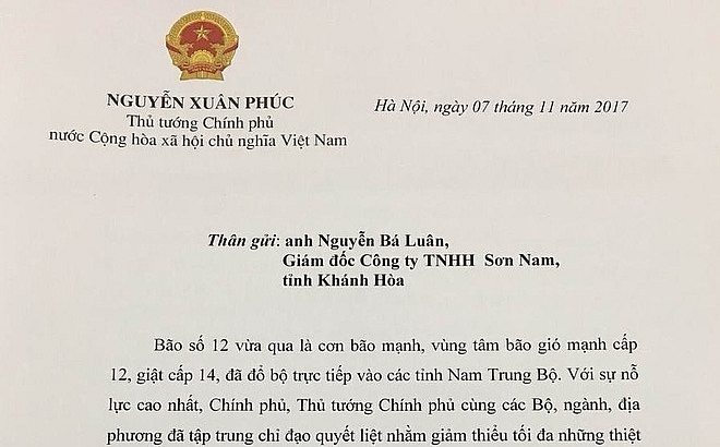 Thủ tướng biểu dương hành động dũng cảm cứu người trong bão dữ thu tuong bieu duong hanh dong dung cam cuu nguoi trong bao du 106943