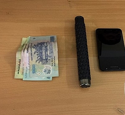 Quen bạn trai qua Zalo, cô gái bị khống chế cướp tài sản trong nhà nghỉ quen ban trai qua zalo co gai bi khong che cuop tai san trong nha nghi