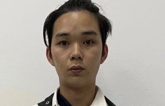 Nhân viên thử việc “nhảy” xe máy của bà chủ