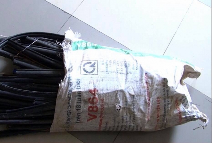 trom day cap vien thong tren duong mang di tieu thu thi bi tom gon