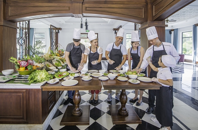 vinpearl nang cap toan he thong len chuan 5 sao quoc te