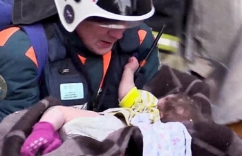 vu no sap chung cu o nga so nguoi chet tang len 27 nguoi