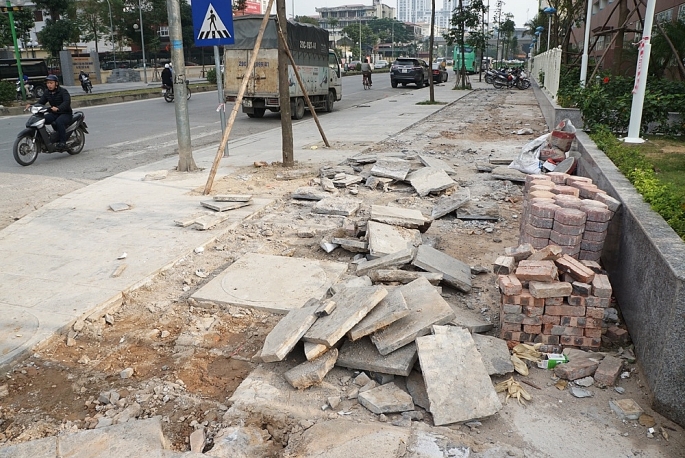 ha noi dung cap phep va thi cong dao he duong tu ngay 25 1