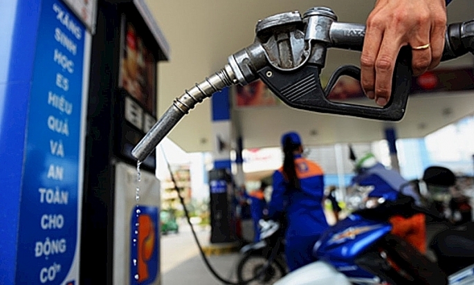 Giá xăng dầu lại đồng loạt tăng mạnh từ 15g ngày 21-1