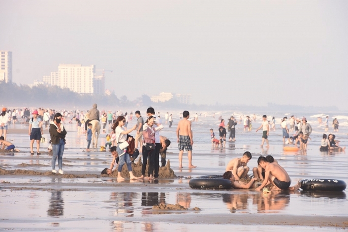 bien sam son soi dong ngay dau nam