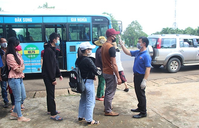 Bộ trưởng GTVT kêu gọi người dân tham gia giao thông an toàn, gắn với phòng chống dịch