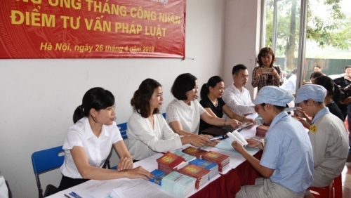 Đẩy mạnh tuyên truyền, nâng cao nhận thức pháp luật cho phụ nữ Thủ đô