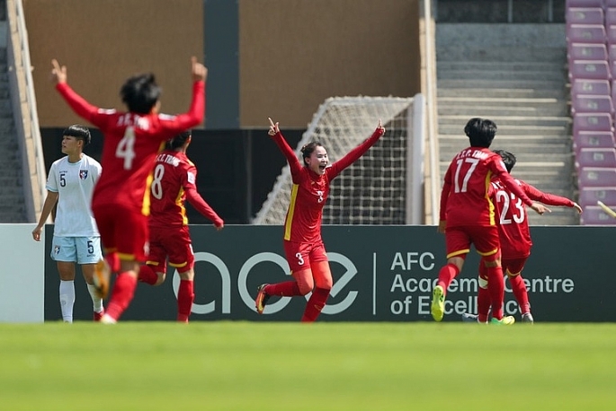 Chương Thị Kiều giúp đội tuyển Việt Nam sớm vượt lên dẫn trước Đài Loan.