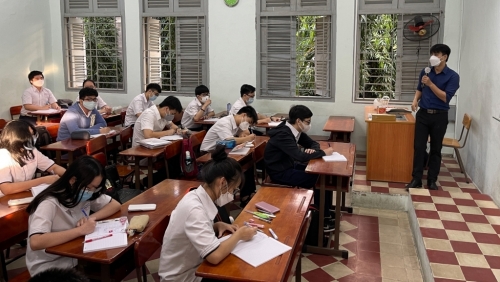 Tránh gây áp lực, quá tải đối với học sinh khi trở lại trường học