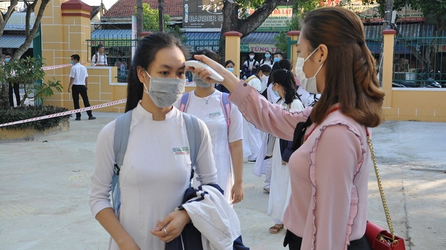 Ban hành Sổ tay bảo đảm an toàn phòng, chống dịch Covid-19 trong trường học