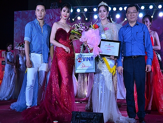 Nữ sinh Đại học TN&MT Hà Nội đăng quang “HUNRE BEAUTY 2018” nu sinh dai hoc tnmt ha noi dang quang hunre beauty 2018