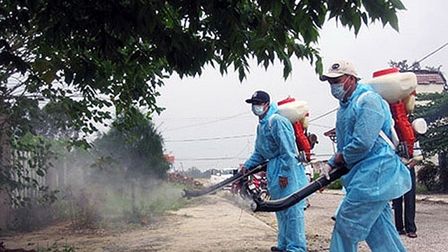 Tăng cường triển khai công tác vệ sinh môi trường chủ động phòng chống sốt xuất huyết tang cuong trien khai cong tac ve sinh moi truong chu dong phong chong sot xuat huyet