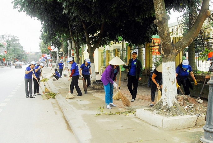 Đẩy mạnh công tác vệ sinh môi trường gắn với phòng, chống dịch bệnh Covid-19 day manh cong tac ve sinh moi truong gan voi phong chong dich benh covid 19