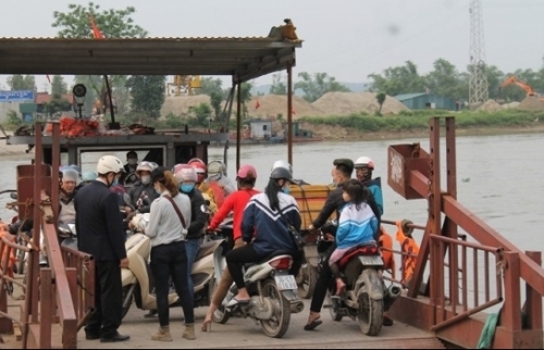 Hải Dương cho phép các bến phà, bến khách ngang sông hoạt động trở lại