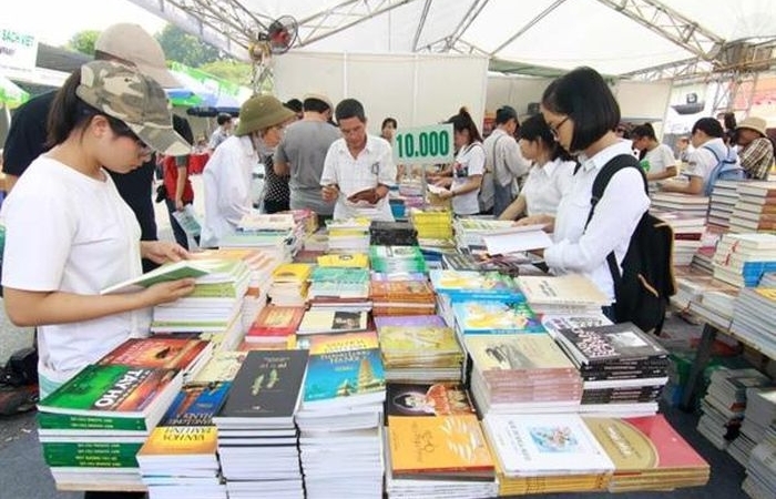 Chào mừng Ngày Sách và Văn hóa đọc Việt Nam năm 2021