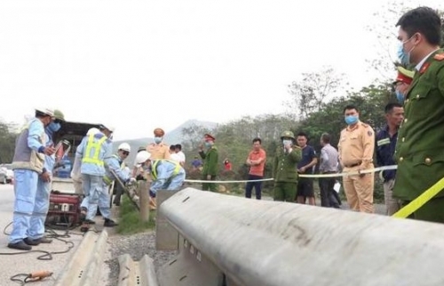 Thành lập ban chỉ đạo xử lý vi phạm hành lang cao tốc Nội Bài - Lào Cai