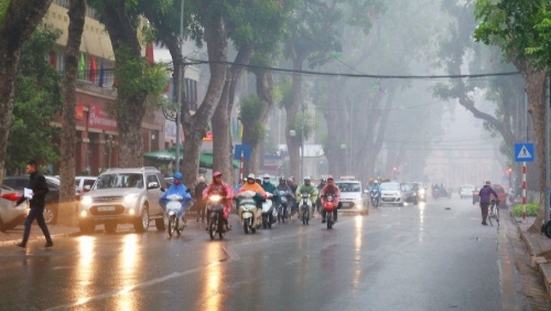 Bắc Bộ ngày có mưa phùn và sương mù, đêm có mưa rào