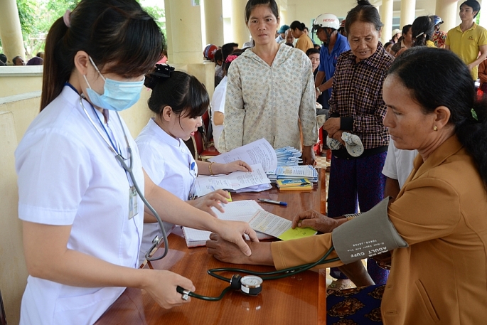 ha noi tang cuong bao ve cham soc nang cao suc khoe nhan dan trong tinh hinh moi