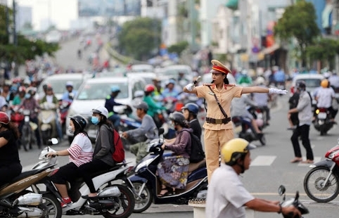 Hà Nội tập trung thực hiện các nhiệm vụ trọng tâm trong bảo đảm trật tự, an toàn giao thông