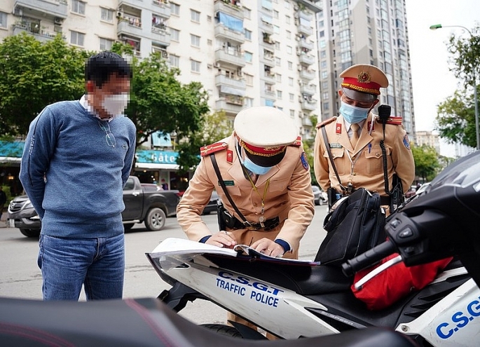Hà Nội: Đẩy mạnh nộp phạt giao thông qua Cổng dịch vụ công quốc gia