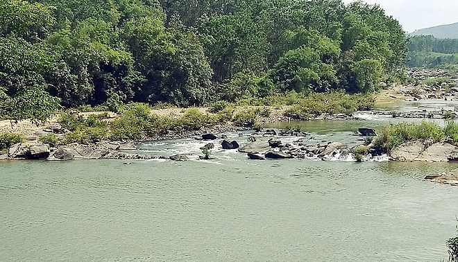 di choi ngay nghi le 2 thanh nien tu vong do duoi nuoc