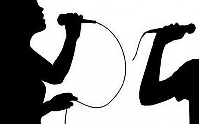 dam chet hang xom vi hat karaoke gay on ao