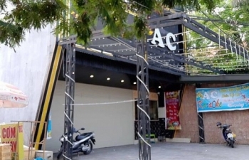 nam thanh nien dam chet nhan vien quan karaoke o quat lam vi khong tim thay xe may