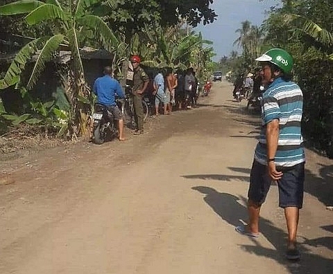 nguoi phu nu tu vong trong nha nghi bi sat hai