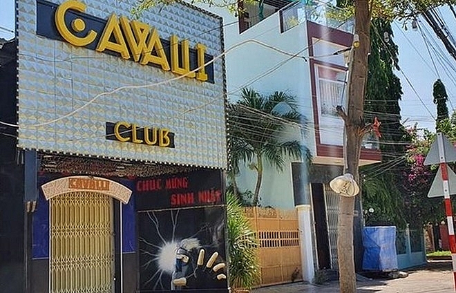 Ẩu đả trong quán bar Cavalli, 3 người thương vong au da trong quan bar cavalli 3 nguo i thuong vong