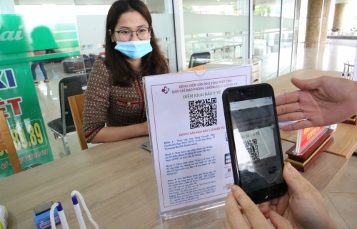 Đẩy mạnh khai báo y tế điện tử bằng mã QR