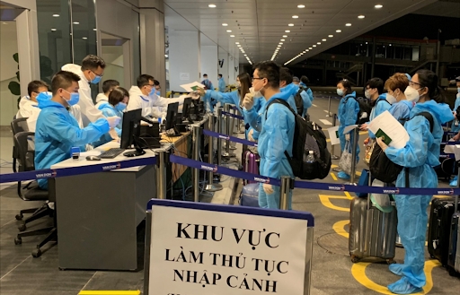 Rà soát quy trình nhập cảnh của chuyên gia, lao động kỹ thuật cao người nước ngoài