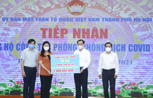 Hà Nội tiếp nhận hơn 7,1 tỷ đồng ủng hộ phòng, chống dịch Covid-19