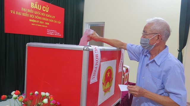 Cử tri huyện Thường Tín thực hiện quyền công dân
