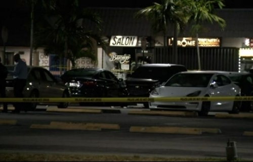 Xả súng bên ngoài một câu lạc bộ bi-a ở Mỹ, hơn 20 người thương vong