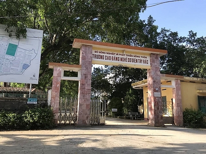 Trường Cao đẳng Cơ điện Tây Bắc hồi âm những nội dung Báo Pháp luật & Xã hội phản ánh truong cao dang co dien tay bac hoi am nhung noi dung bao phap luat xa hoi phan anh