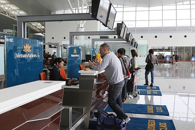 Hướng dẫn bổ sung giấy tờ của người nước ngoài đi các chuyến bay nội địa Việt Nam