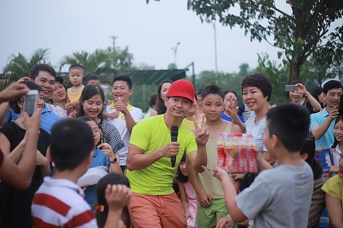 cuoi tuan nay danh hai tu long se giao luu va tang qua cho khan gia nhi ha noi