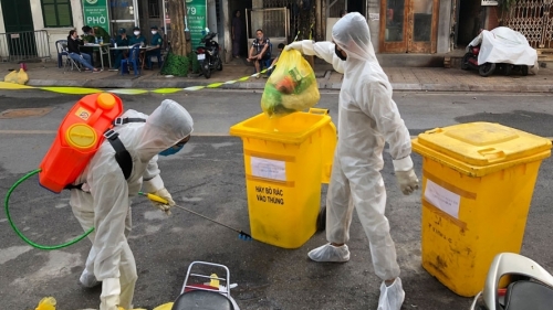 Các địa phương cấp bách xử lý rác thải phát sinh do dịch Covid-19