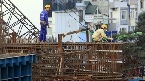 Nhà thầu xây dựng phải mua bảo hiểm cho người lao động trên công trường