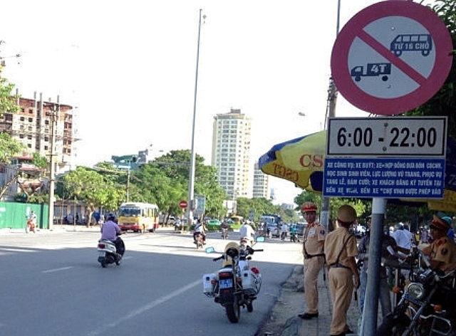 Kể từ 6 giờ 00 phút ngày 25/7/2021, cấm xe tải trên 4 trục lưu thông hai chiều qua đường tỉnh 360 đoạn từ Quốc lộ 10 đến cầu Quang Thanh, huyện An Lão.