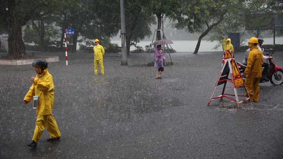 Hà Nội chủ động ứng phó với áp thấp nhiệt đới gây mưa diện rộng