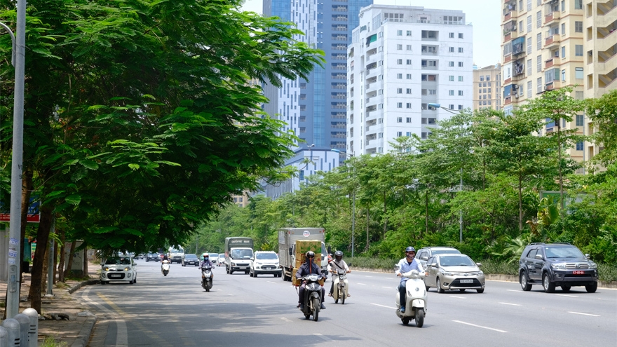 Mưa lớn diện rộng ở Bắc Bộ, Hà Nội trời nắng nóng