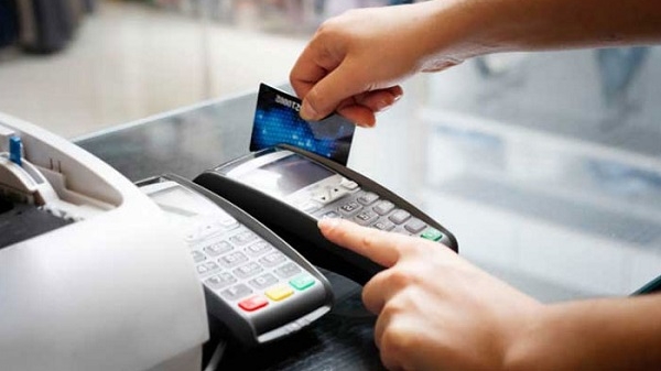 Đề xuất giảm 50% phí giao dịch thanh toán điện tử liên ngân hàng đến 30-6-2022