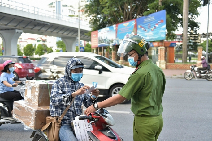 Hà Nội xử phạt 842 trường hợp vi phạm phòng chống dịch