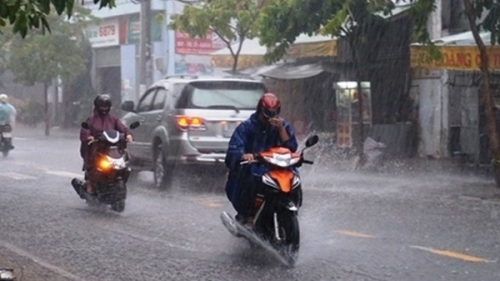 Bắc Bộ có mưa rào và dông, đề phòng lốc sét và gió giật mạnh