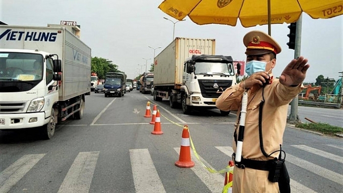 Bộ GTVT yêu cầu địa phương bãi bỏ quy định cản trở lưu thông hàng hoá